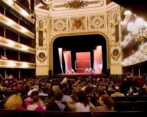 zaragoza-turismo_cultura-teatro-principal_2