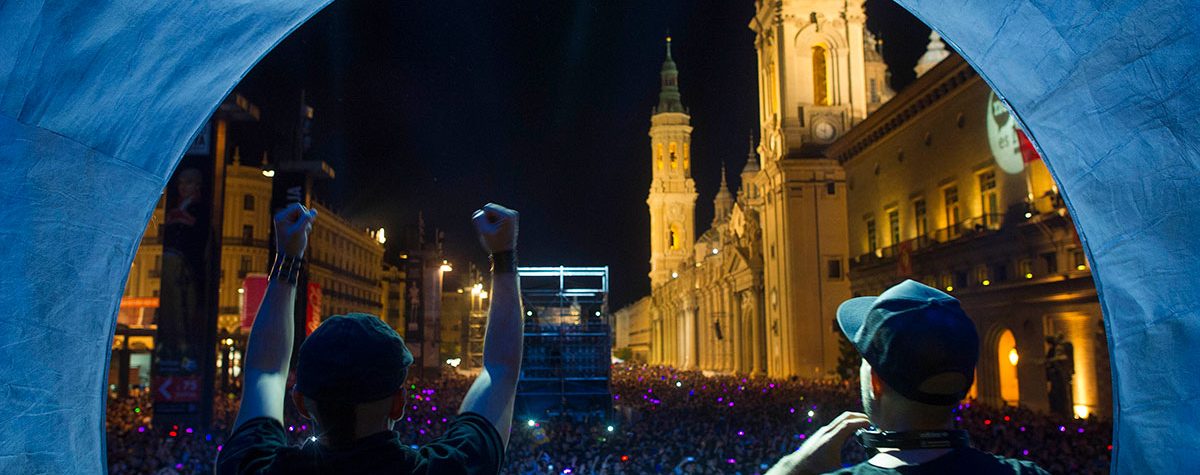 zaragoza-turismo_fiestas-pilar-noche_1